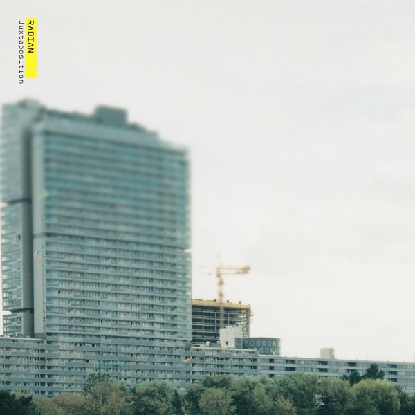 Juxtaposition封面
