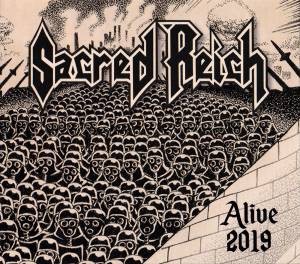 Alive 2019封面