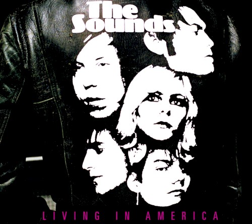 Living in America封面