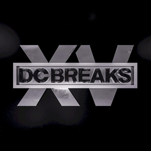 DCXV封面