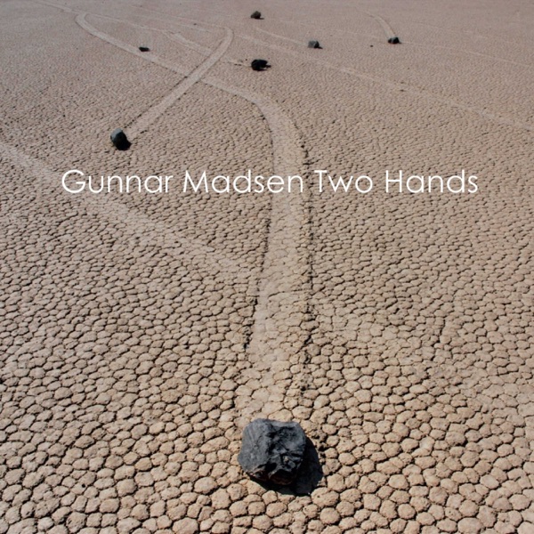 Two Hands封面