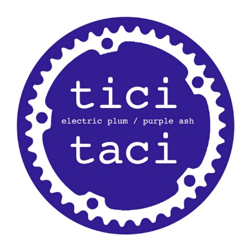 Electric Plum / Purple Ash封面