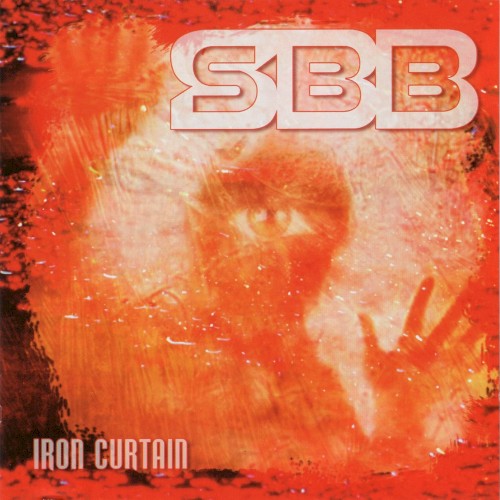 Iron Curtain封面
