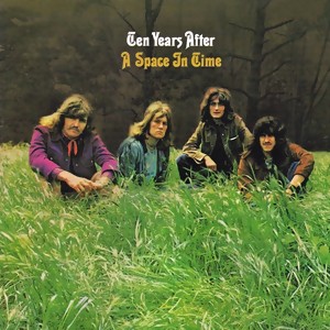 A Space in Time封面