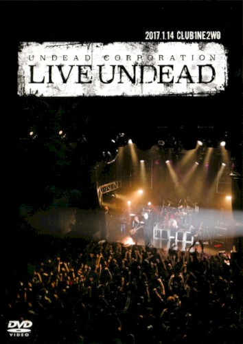 LIVE UNDEAD封面