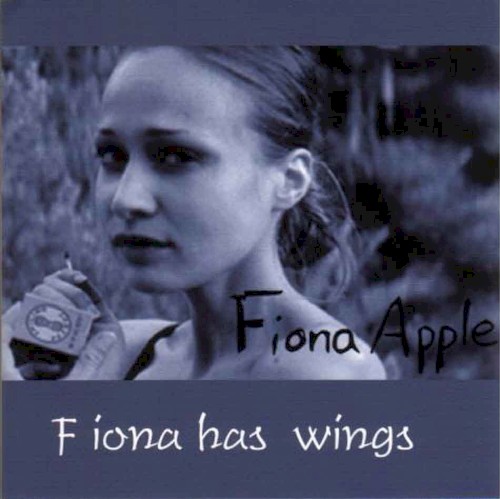 Fiona Has Wings封面