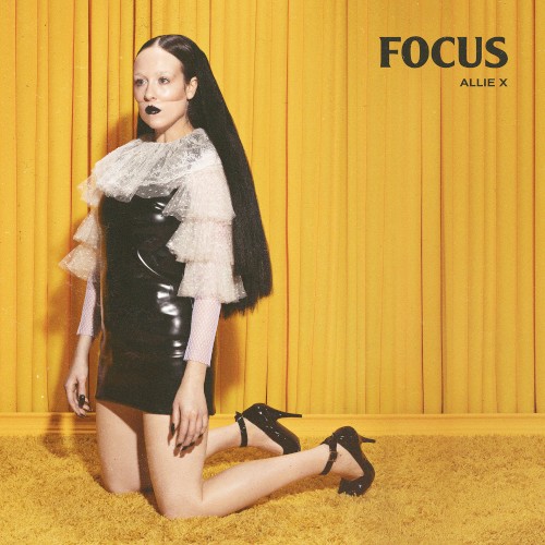 Focus封面