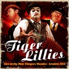 Live at the New Players Theatre封面