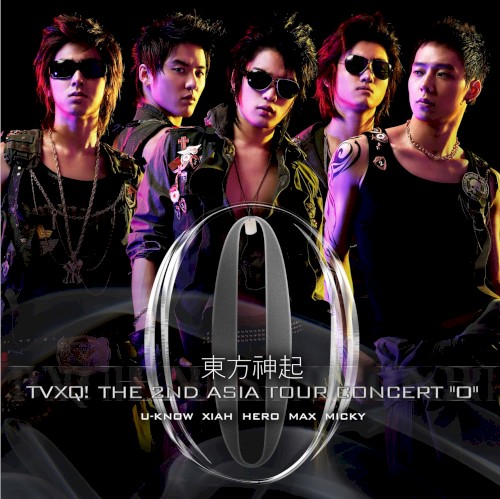The 2nd ASIA TOUR CONCERT ALBUM 'O'封面