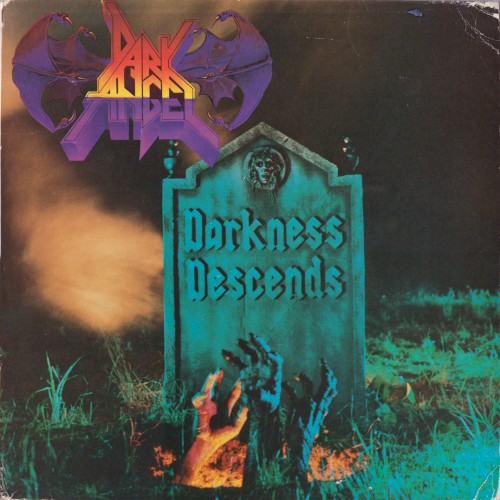 Darkness Descends封面