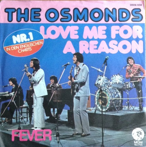 Love Me for a Reason封面