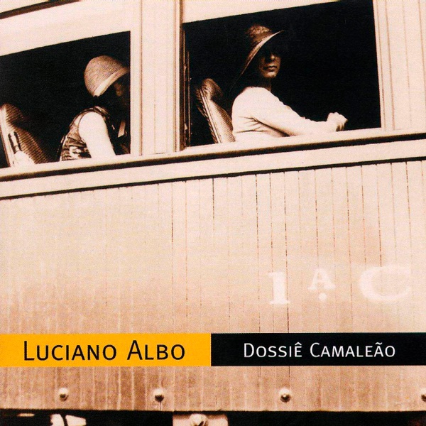 Dossiê Camaleão封面