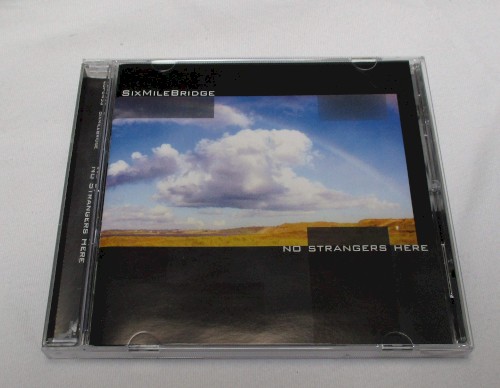 No Strangers Here封面