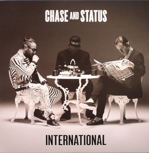 International封面