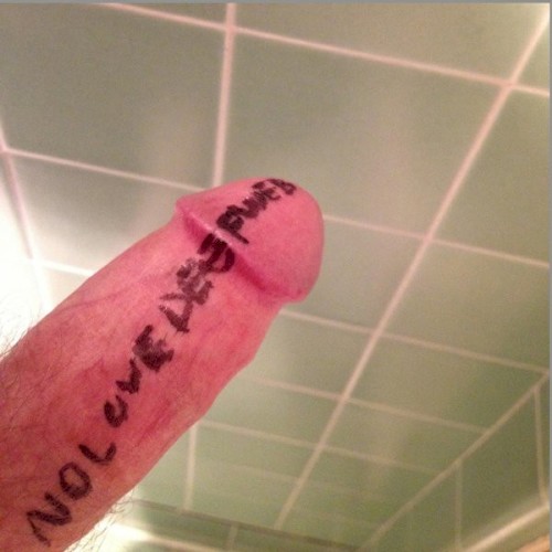 No Love Deep Web封面