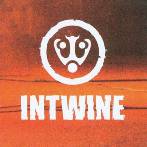 Intwine封面
