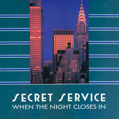 When the Night Closes In封面