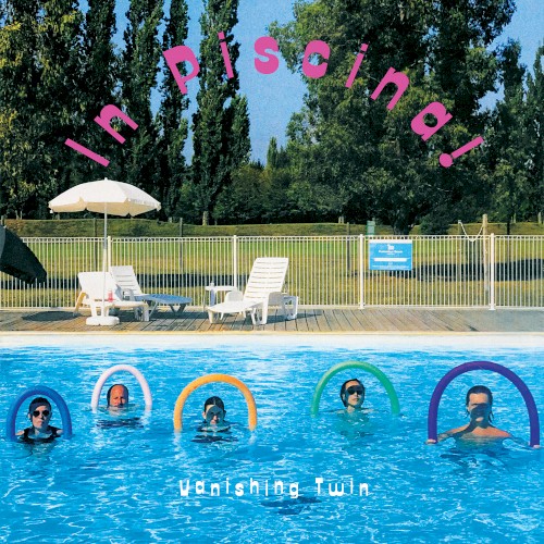 In Piscina封面