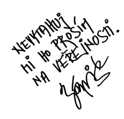 Nevytahuj mi ho prosím na veřejnosti封面