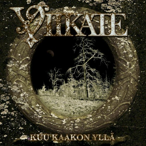 Kuu kaakon yllä封面
