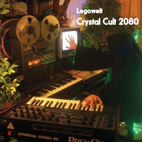 Crystal Cult 2080封面
