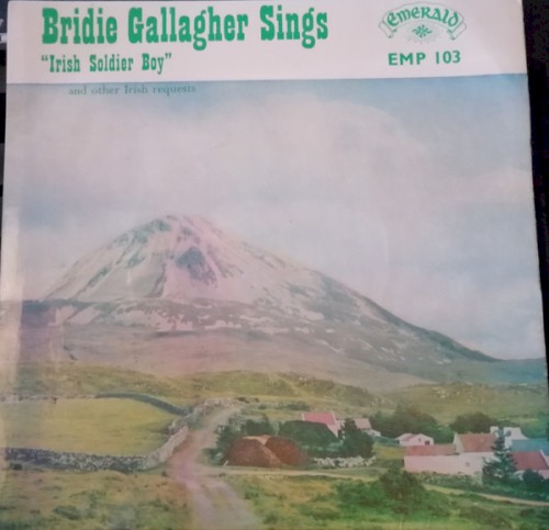 Sings "Irish Soldier Boy"封面