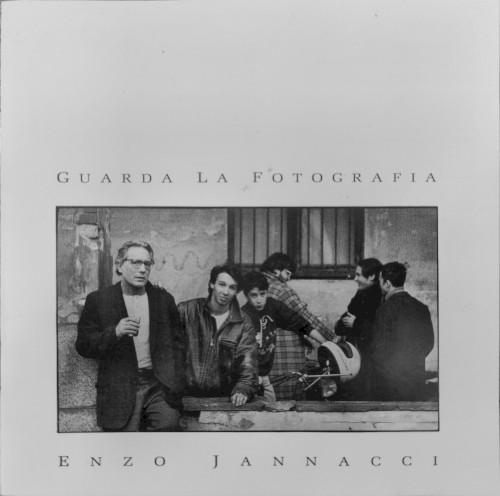 Guarda la fotografia封面